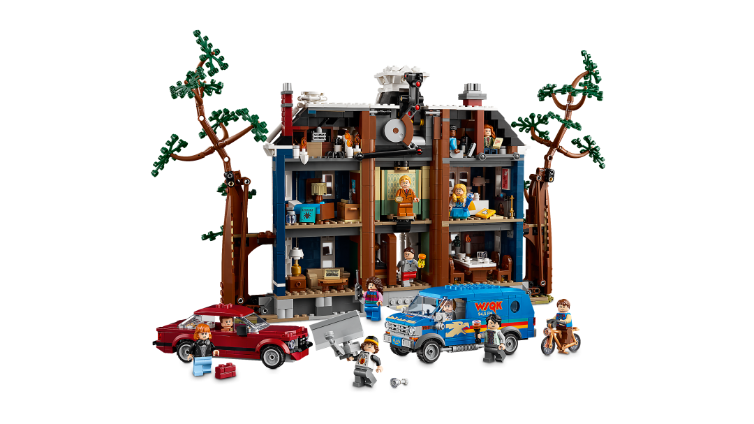 11370 | LEGO® ICONS™ Stranger Things: The Creel House