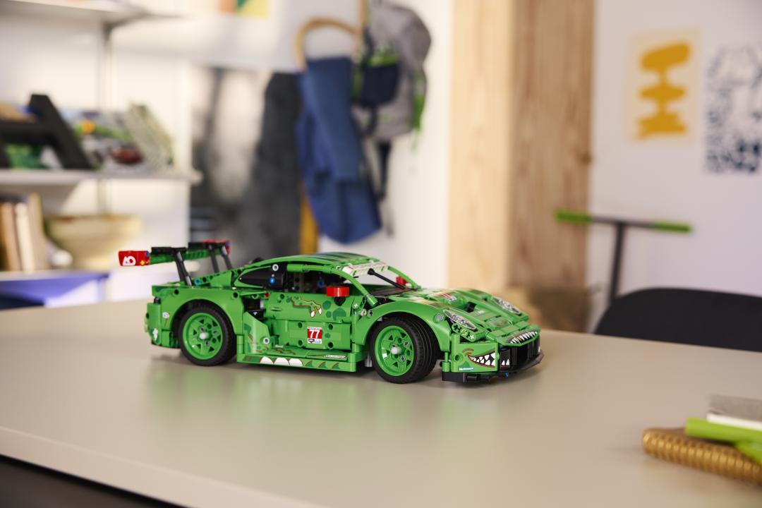 42224 | LEGO® Technic Porsche 911 GT3 R REXY AO Racing Car