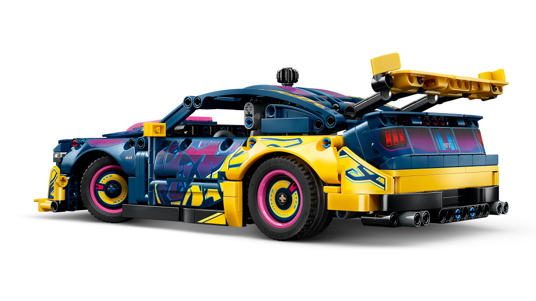 42236 | LEGO® Technic Custom Garage Ford Mustang GT Car