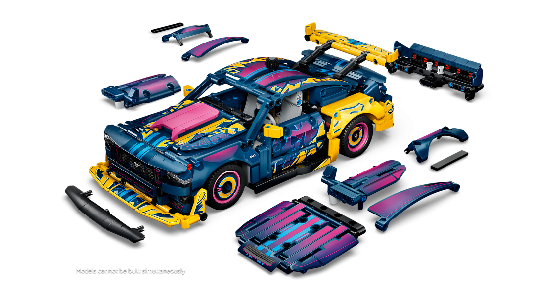 42236 | LEGO® Technic Custom Garage Ford Mustang GT Car