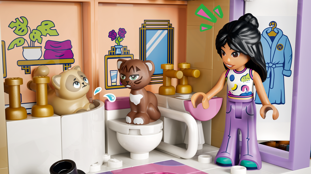 42704 | LEGO® Friends Heartlake City Grand Hotel