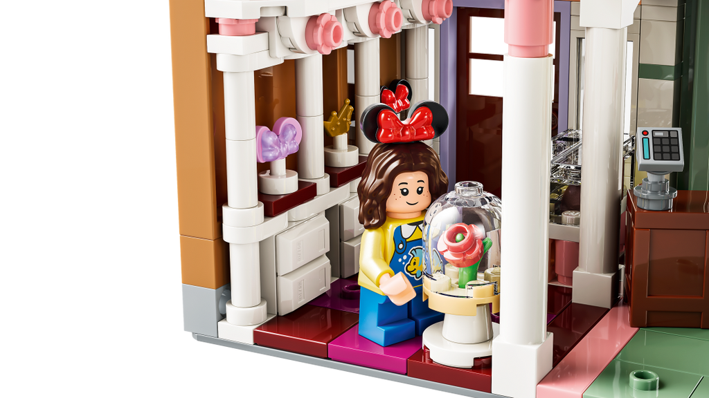43302 | LEGO® Disney™ Main Street, U.S.A.