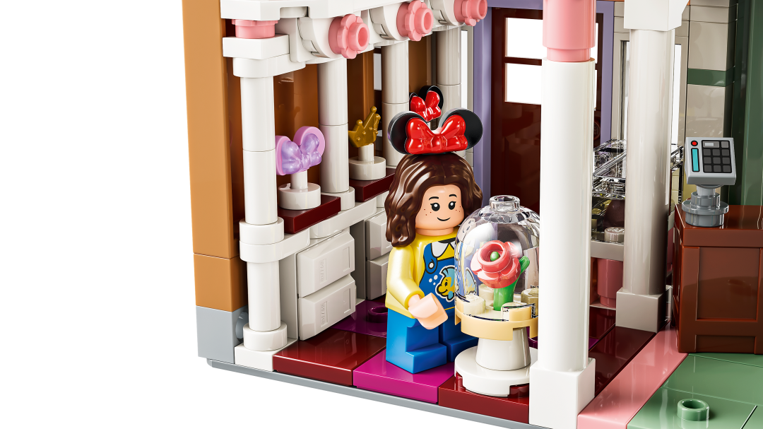 43302 | LEGO® Disney™ Main Street, U.S.A.