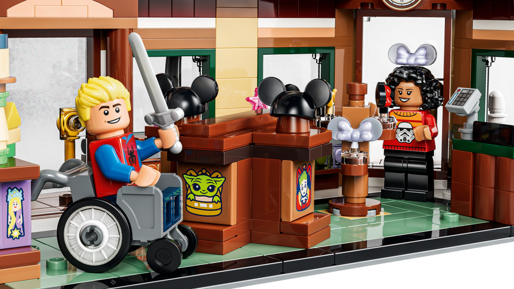 43302 | LEGO® Disney™ Main Street, U.S.A.