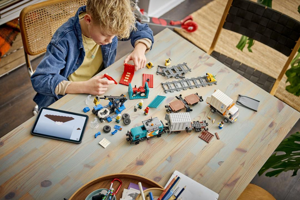 60509 | LEGO® City Harbor Freight Train with Crane & Truck