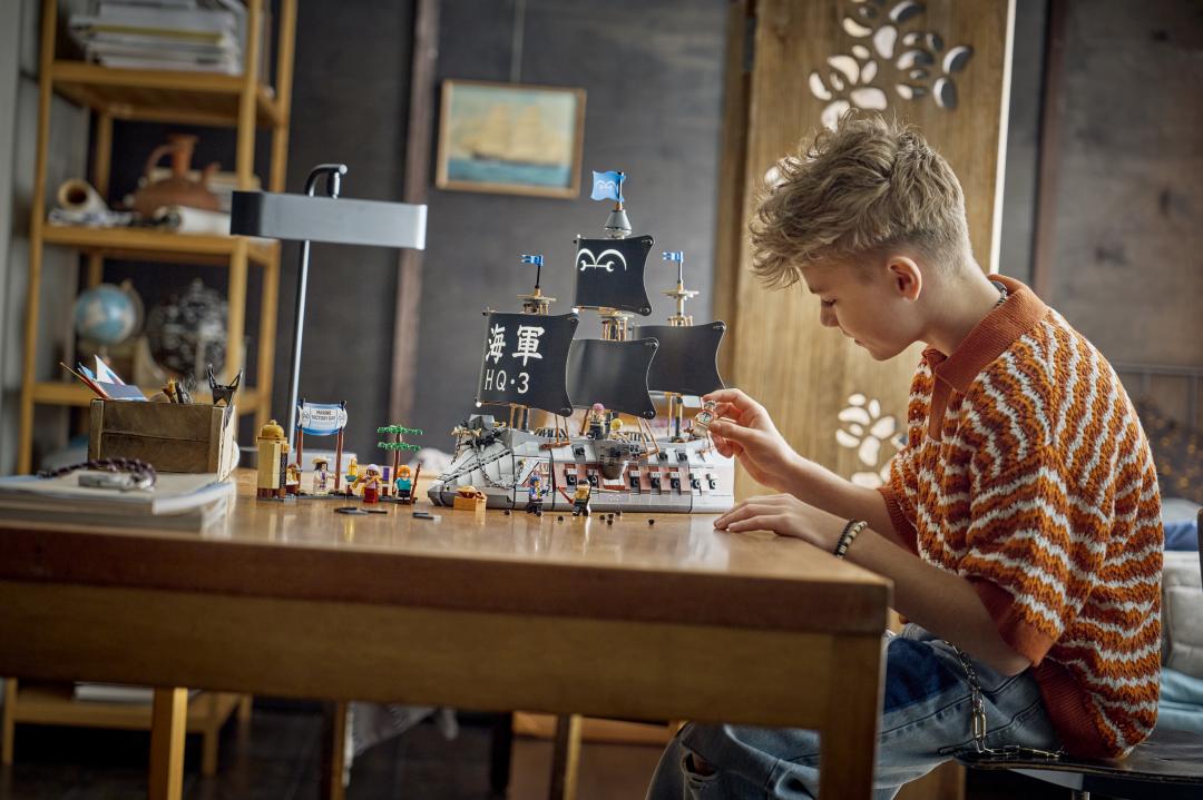 75646 | LEGO® One Piece Garp's Marine Battleship