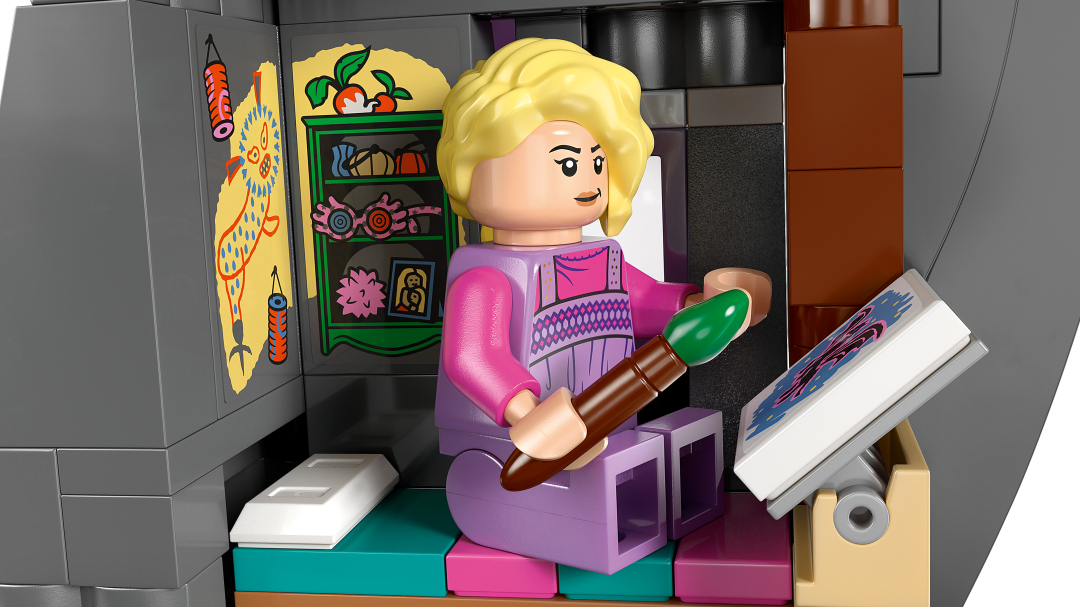 76467 | LEGO® Harry Potter™ Luna Lovegood's House