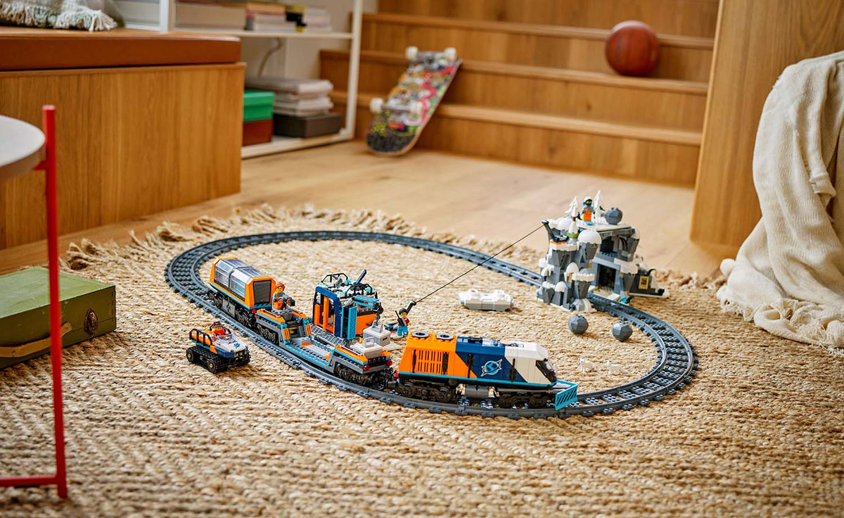 60470 | LEGO® City Explorers' Arctic Polar Express Train