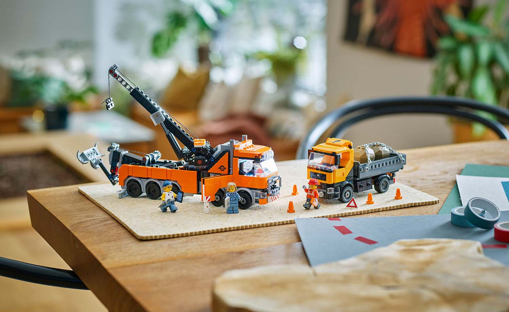 60467 | LEGO® City Heavy-Duty Recovery Tow Truck with Crane