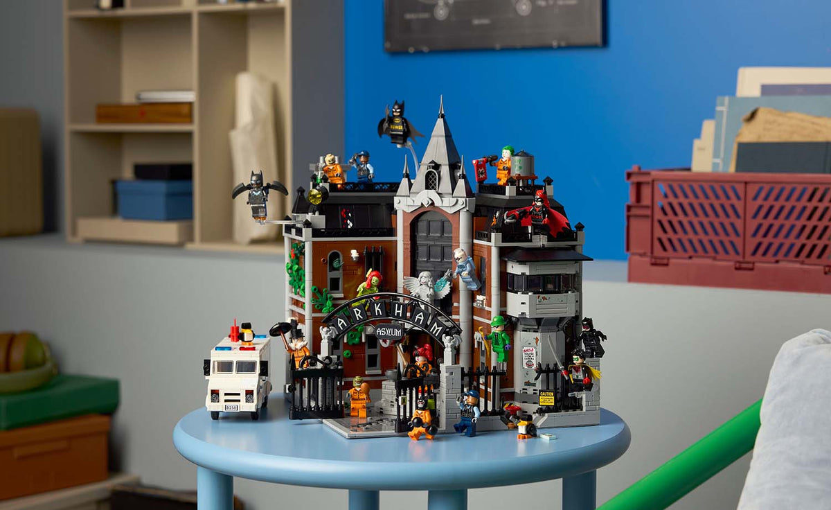 76300 | LEGO® DC Arkham Asylum™