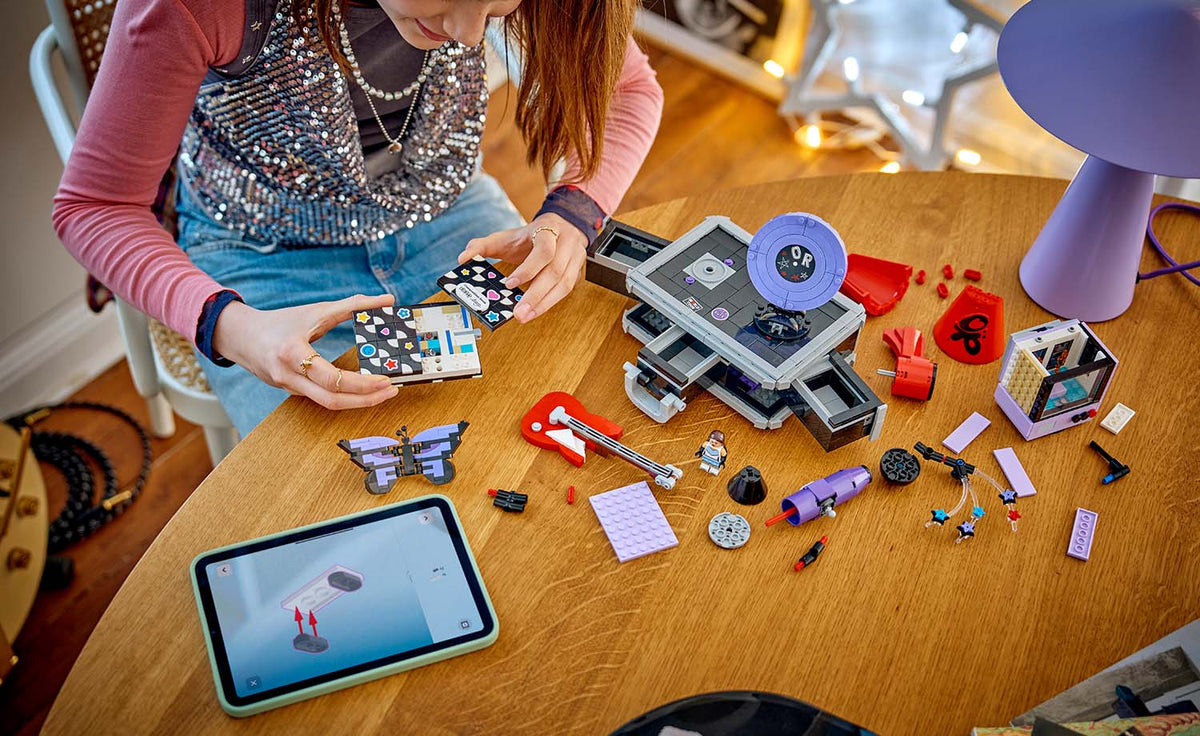43030 | LEGO® Editions Olivia Rodrigo's Secret Storage