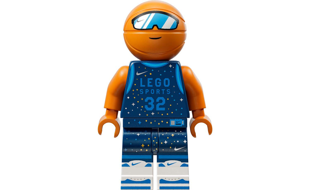 43008 | LEGO® Iconic Nike Dunk