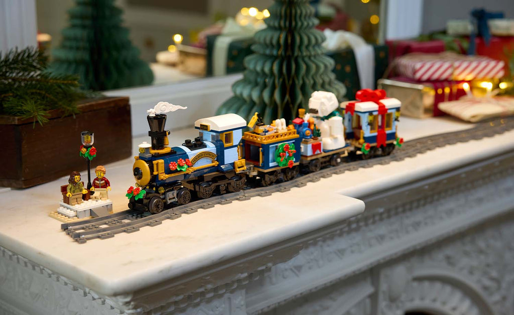 10361 | LEGO® ICONS™ Holiday Express Train