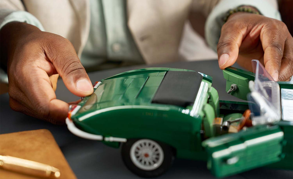 11381 | LEGO® ICONS™ Jaguar E-Type