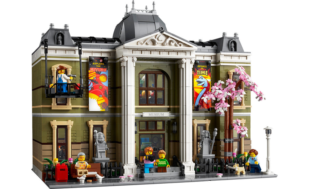 10326 | LEGO® ICONS™ Natural History Museum