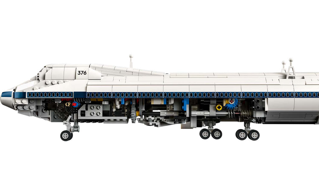 10360 | LEGO® ICONS™ Shuttle Carrier Aircraft
