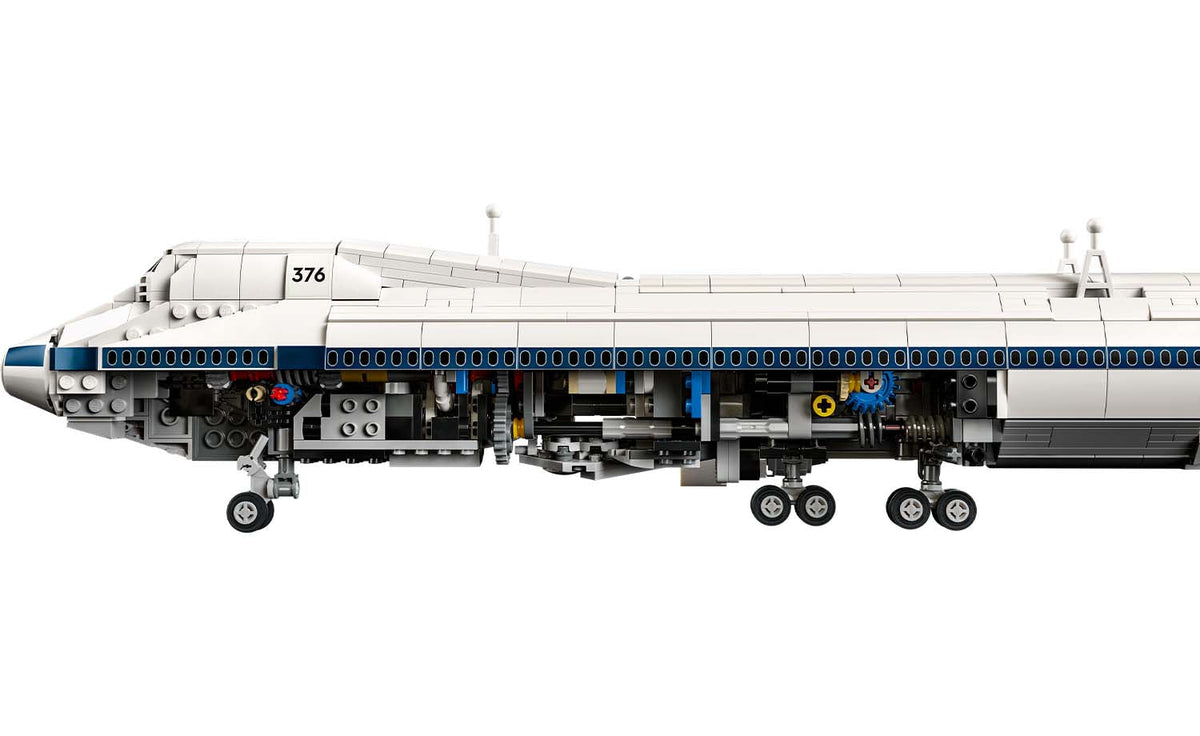 10360 | LEGO® ICONS™ Shuttle Carrier Aircraft