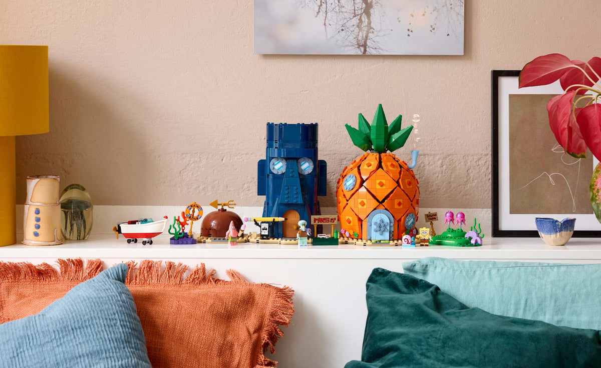 11386 | LEGO® ICONS™ SpongeBob SquarePants: Bikini Bottom