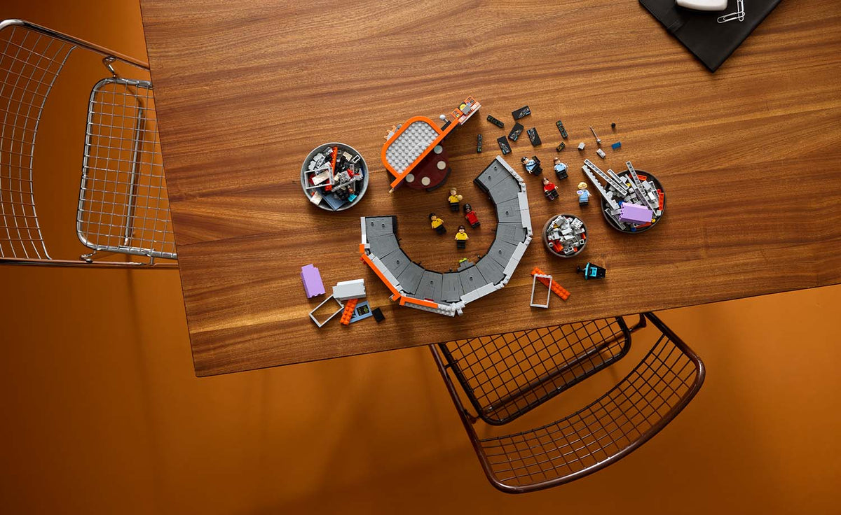 11385 | LEGO® ICONS™ Star Trek: U.S.S. Enterprise NCC-1701™ Bridge