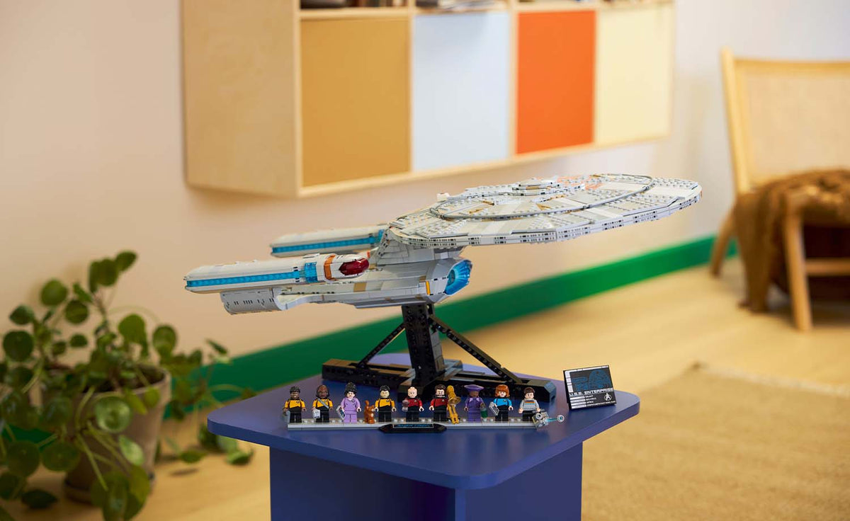 10356 | LEGO® ICONS™ Star Trek: U.S.S. Enterprise NCC-1701-D™