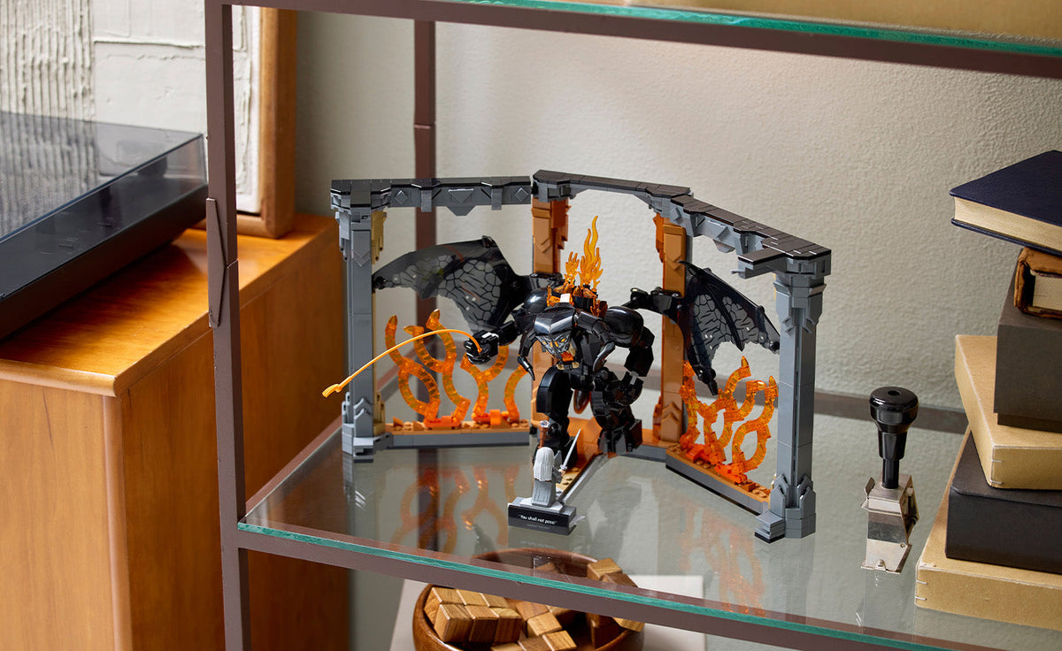 10367 | LEGO® ICONS™ The Lord of the Rings: Balrog™ Book Nook