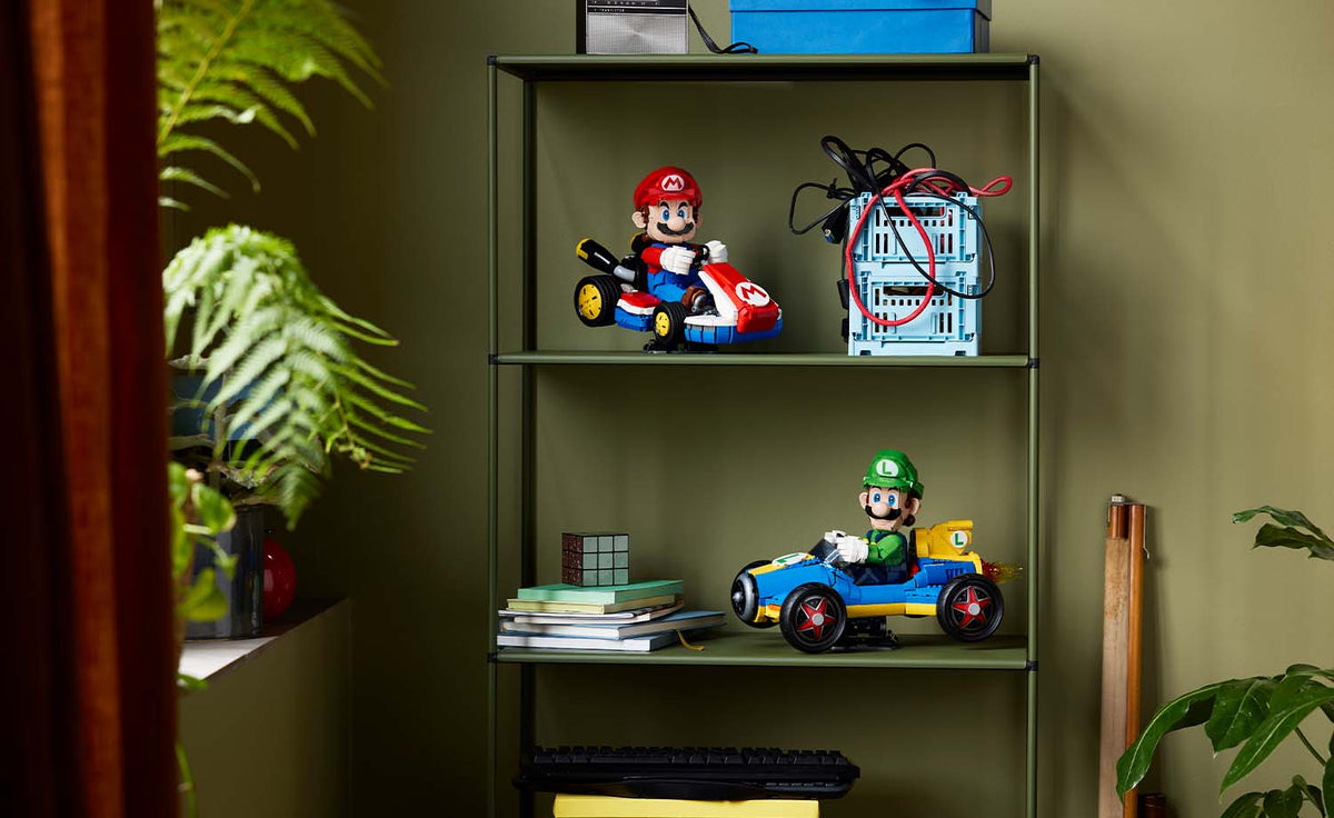 72050 | LEGO® Super Mario™ Mario Kart™ – Luigi & Mach 8