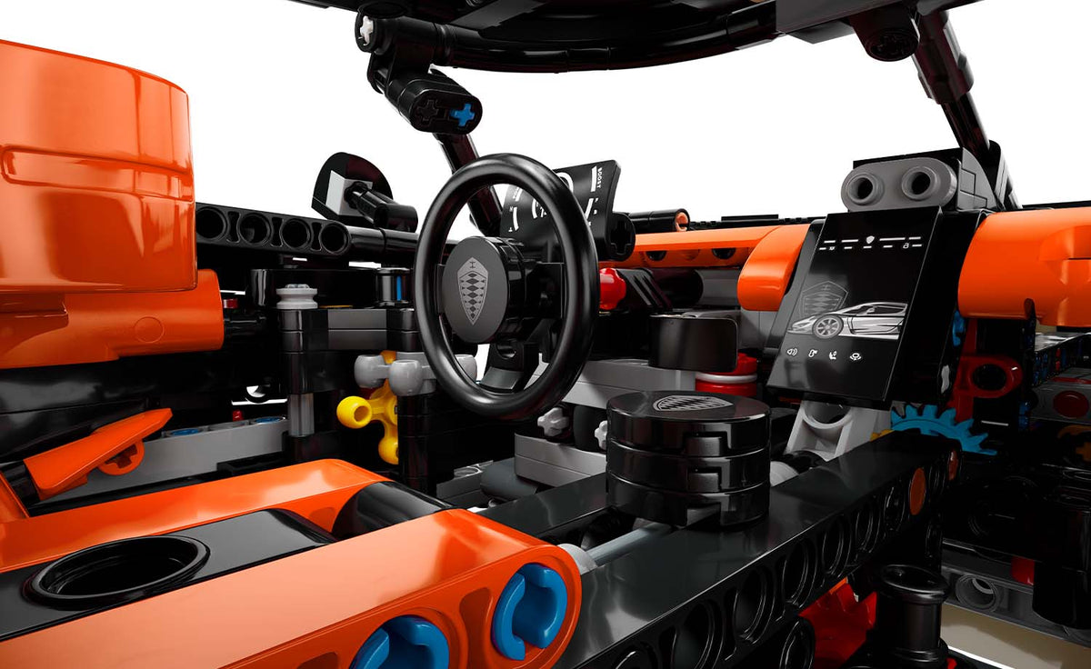 42232 | LEGO® Technic Koenigsegg Sadair's Spear Megacar