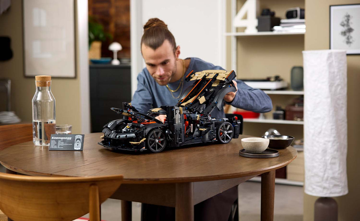 42232 | LEGO® Technic Koenigsegg Sadair's Spear Megacar