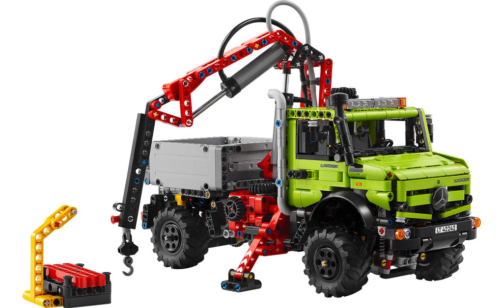 42242 | LEGO® Technic Mercedes-Benz Unimog U 5023 with Crane