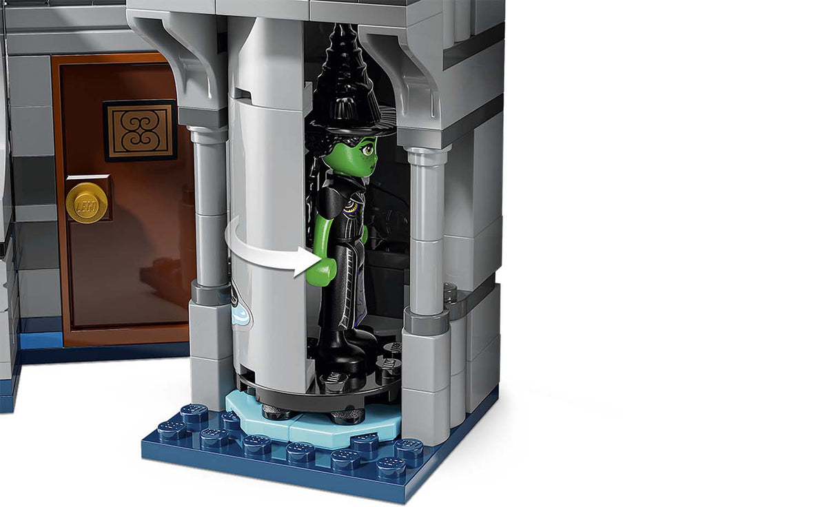 75689 | LEGO® Wicked Emerald City & Kiamo Ko Castle